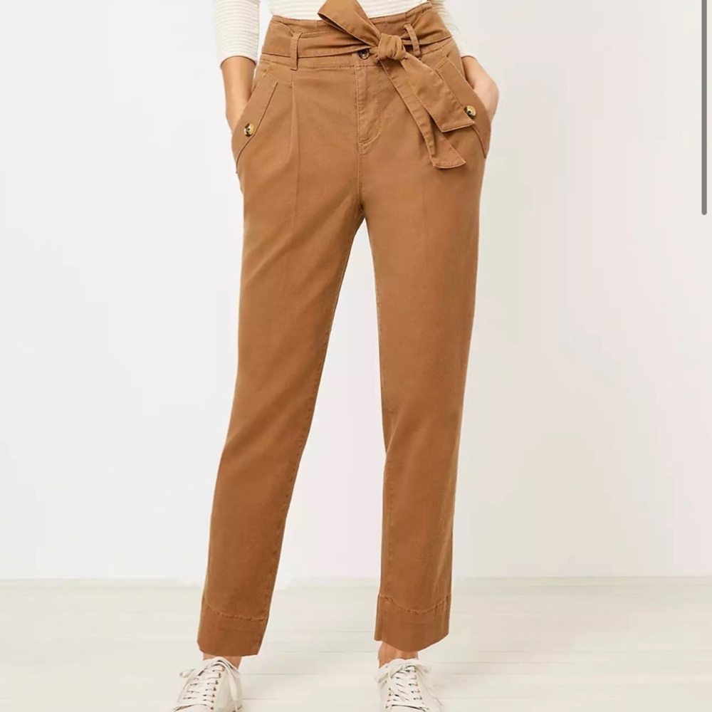 Tie waist slim ankle pants size 2